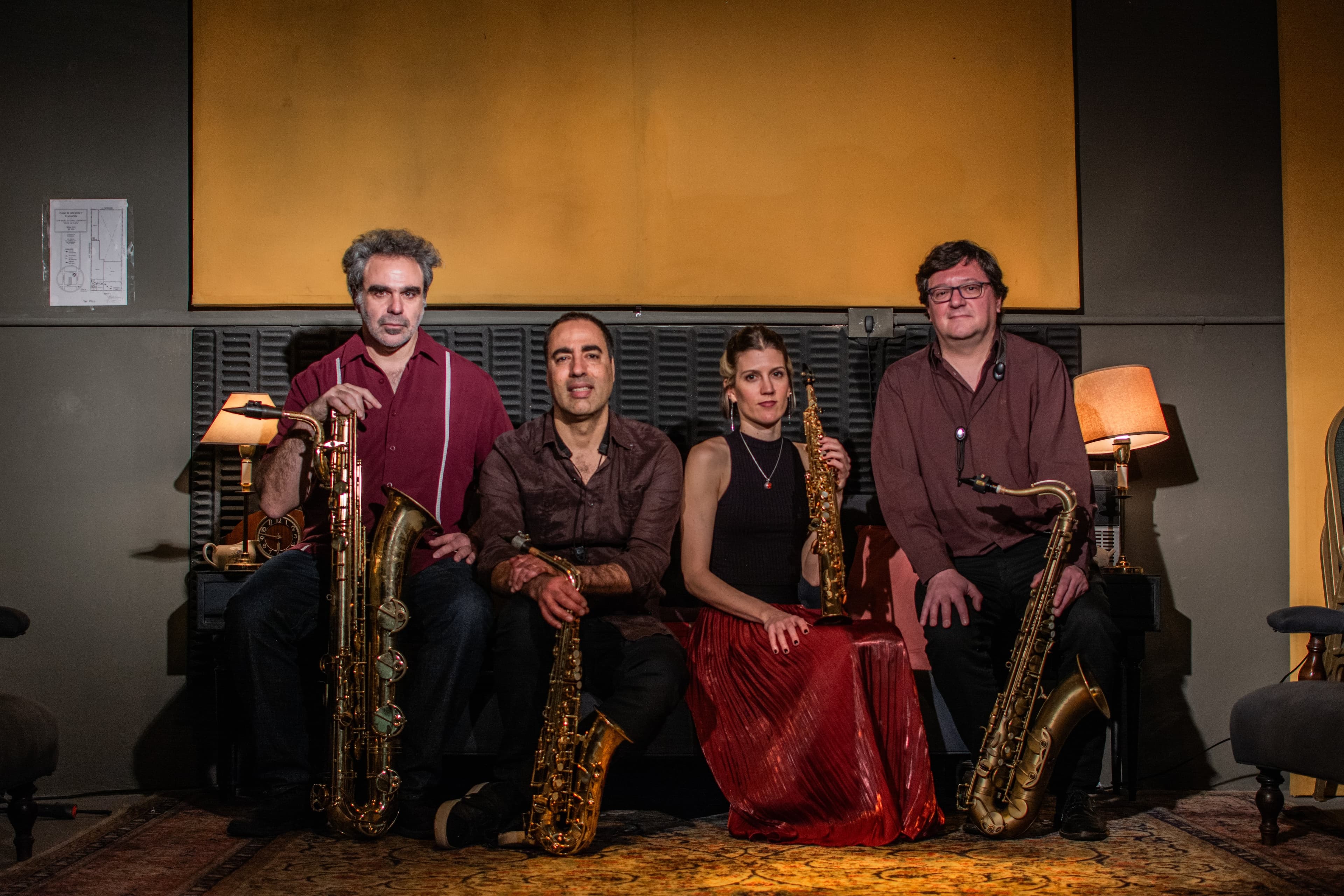 Fotografía del Cuarteto D’Coté, agrupación porteña de tango con saxofones